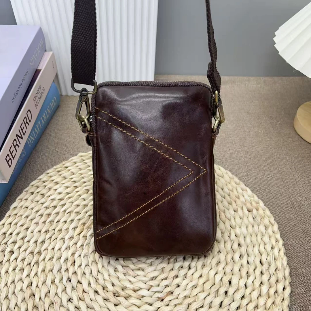 牛皮手机包斜挎包方形包挎包单肩男士竖款休闲潮流