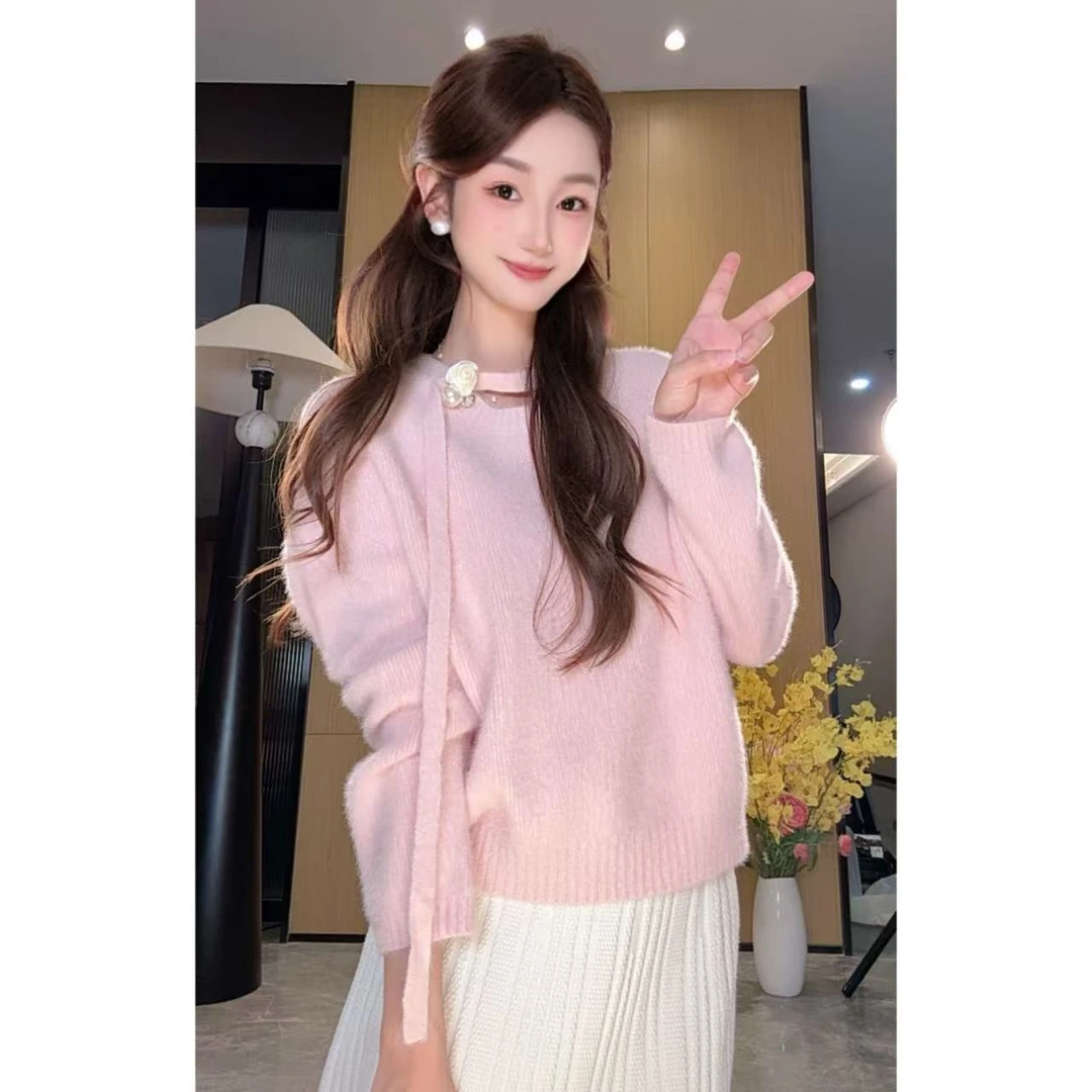 不起球 今年流行的氛围感圆领飘带毛衣女温柔风针织衫上衣