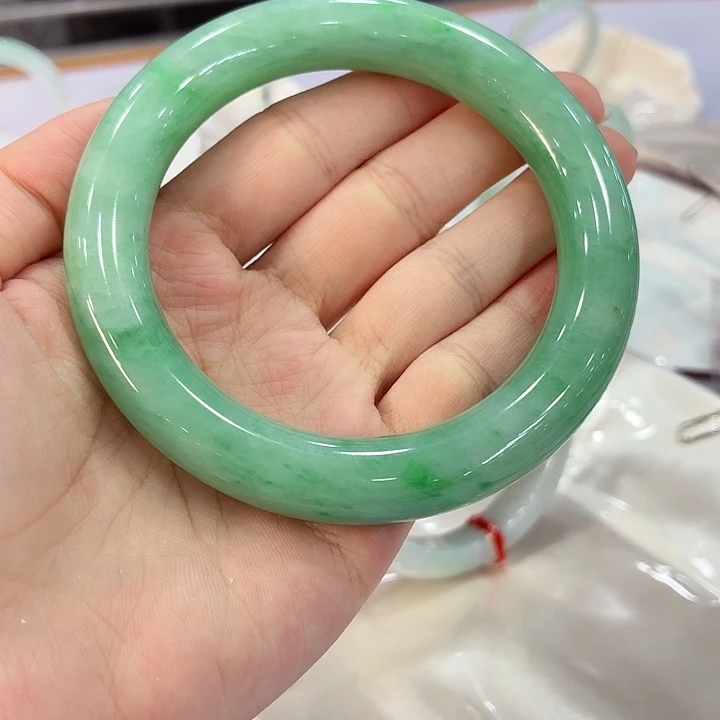 翡翠未镶嵌手镯60.3圈口