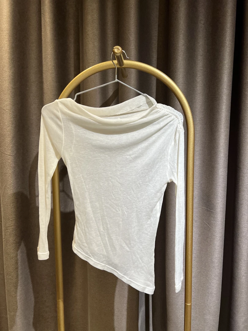 GABBY 打底长袖上衣QQHH248