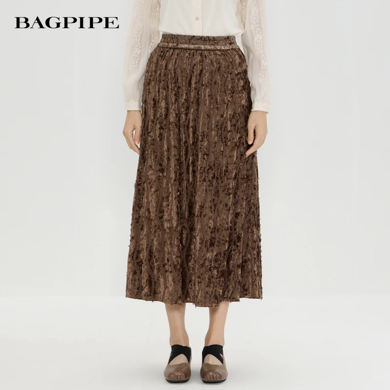 风笛2025冬季新款复古褶皱水墨画丝绒半身裙女遮跨半裙宽松a字裙