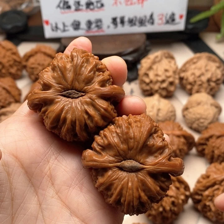 文玩核桃吊坠我***迷核桃