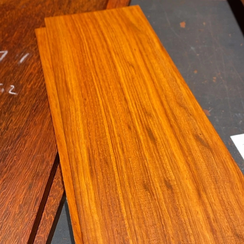 【闪购商品】非洲紫檀（红花梨）黑**人