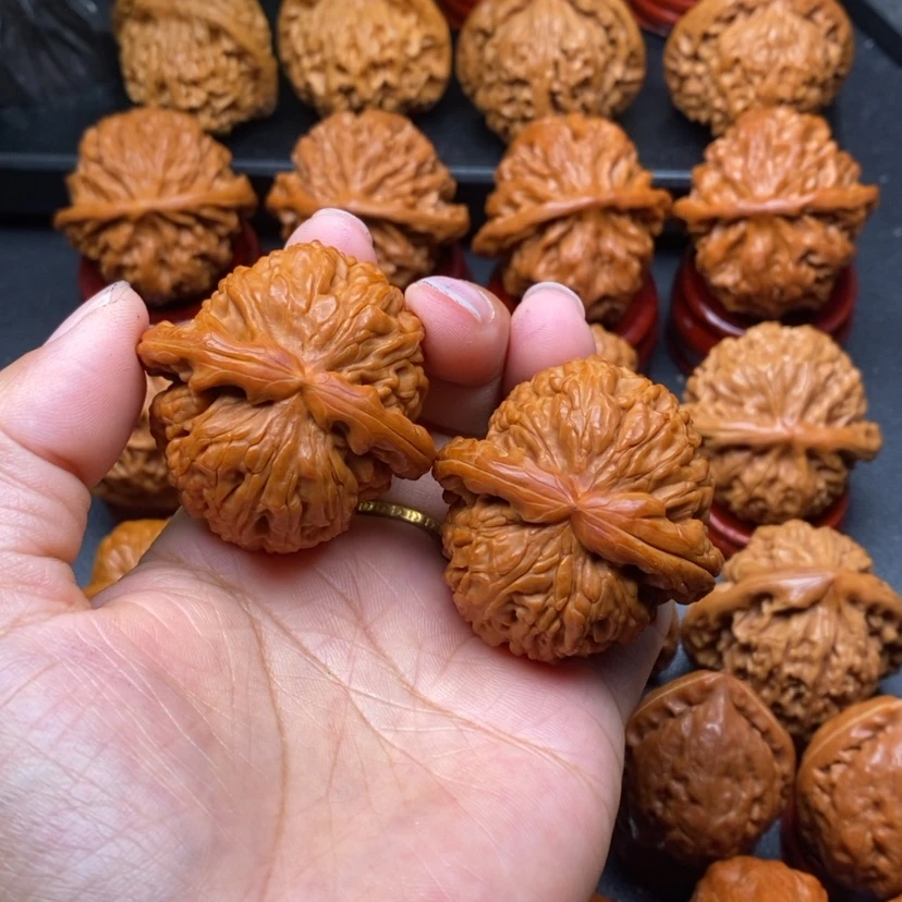 【闪购商品】文玩核桃把件G*白狮子