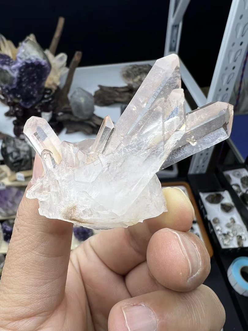 马达加斯加天然白水晶晶簇矿标原石家庭办公装饰摆件