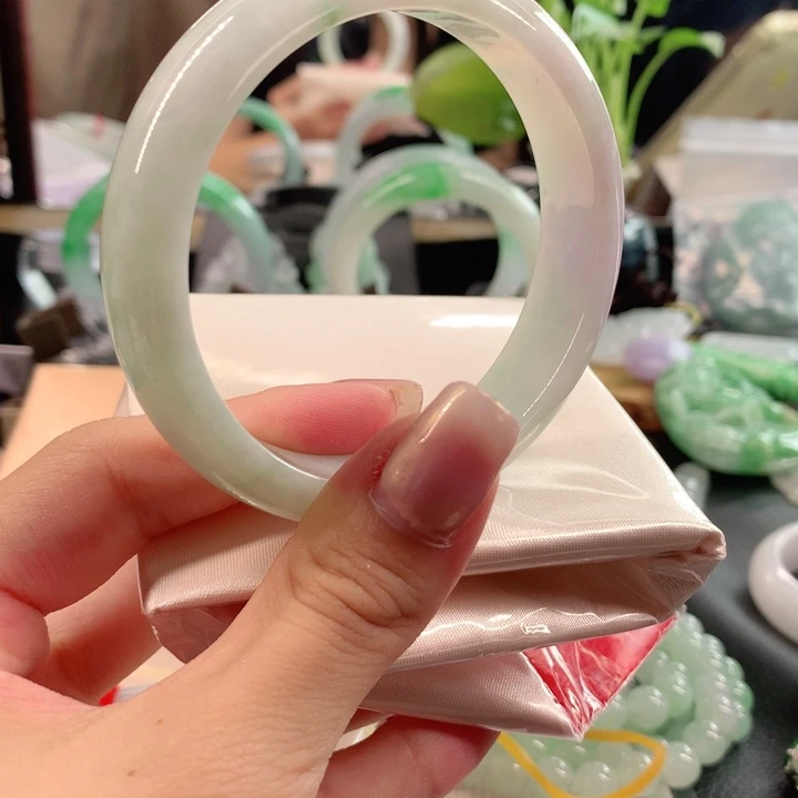 翡翠未镶嵌手镯57.5圈口