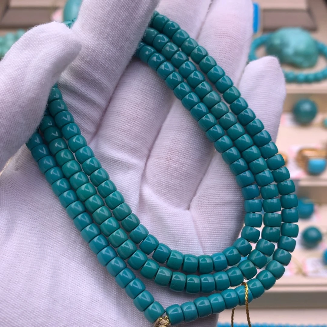 张***晋绿松石未镶嵌珠宝奇石