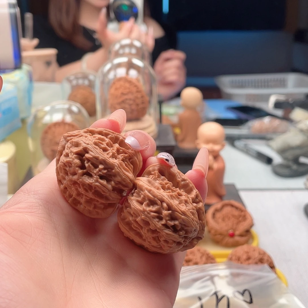 文玩核桃吊坠F**猫1米福利