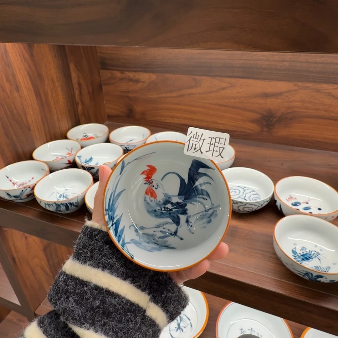 釉下手绘茶具微瑕
