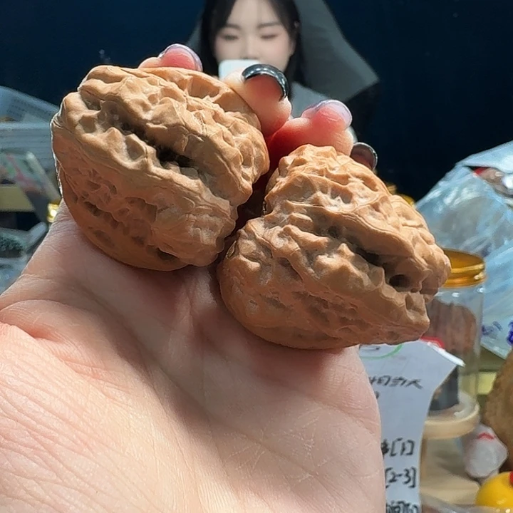 桃核吊坠蛤蟆头41尺