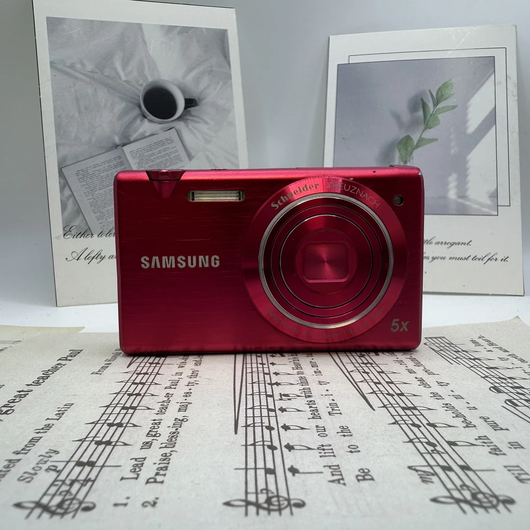 9新 Samsung/三星 9新MV800高端翻盖触屏可自拍 屏幕微瑕