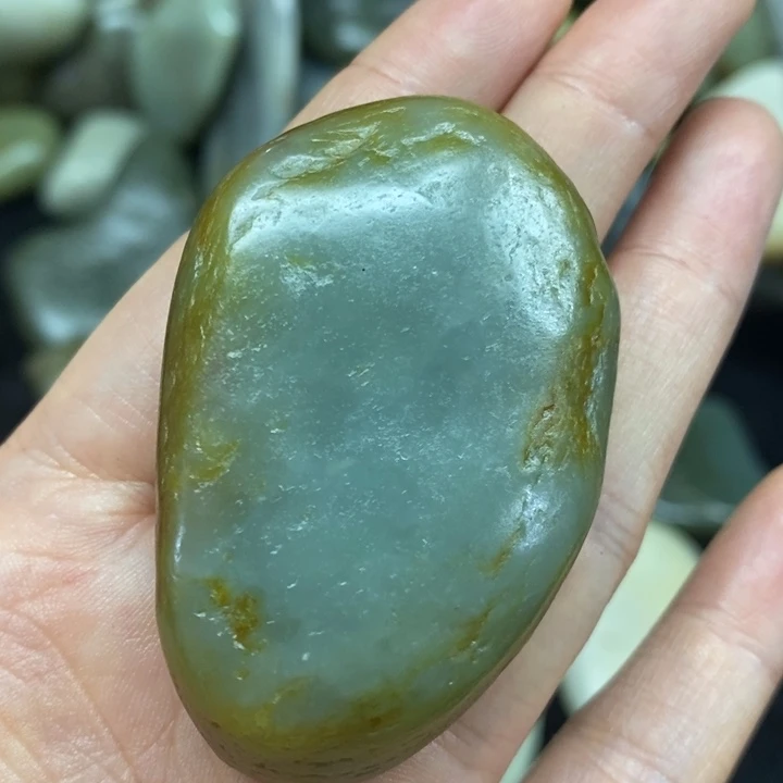 未镶嵌和田玉（糖玉）挂件