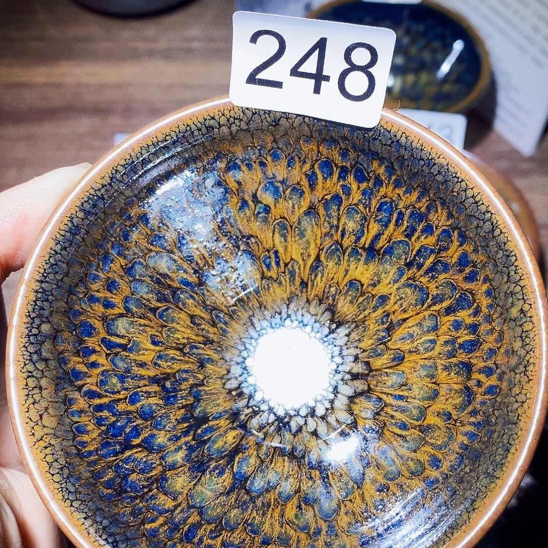 向***走茶盏连志华国大师孔雀开屏