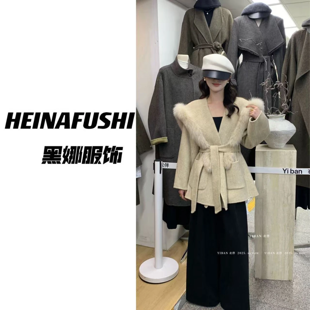 HEINA【北国雪芙】海军领狐狸毛羊绒大衣3071 Q