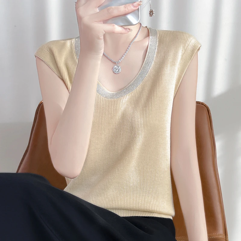 【现货宠粉】新款无袖针织背心亲肤套头纯色洋气打底女U领马甲内搭