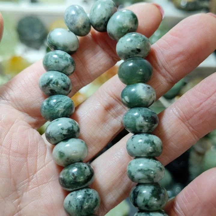 岫玉手串款式未镶嵌