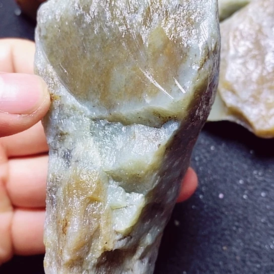 和田玉（糖玉）未镶嵌珠宝半成品