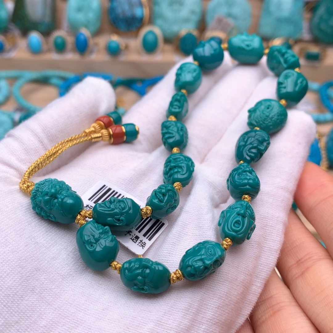 绿松石未镶嵌珠宝奇石