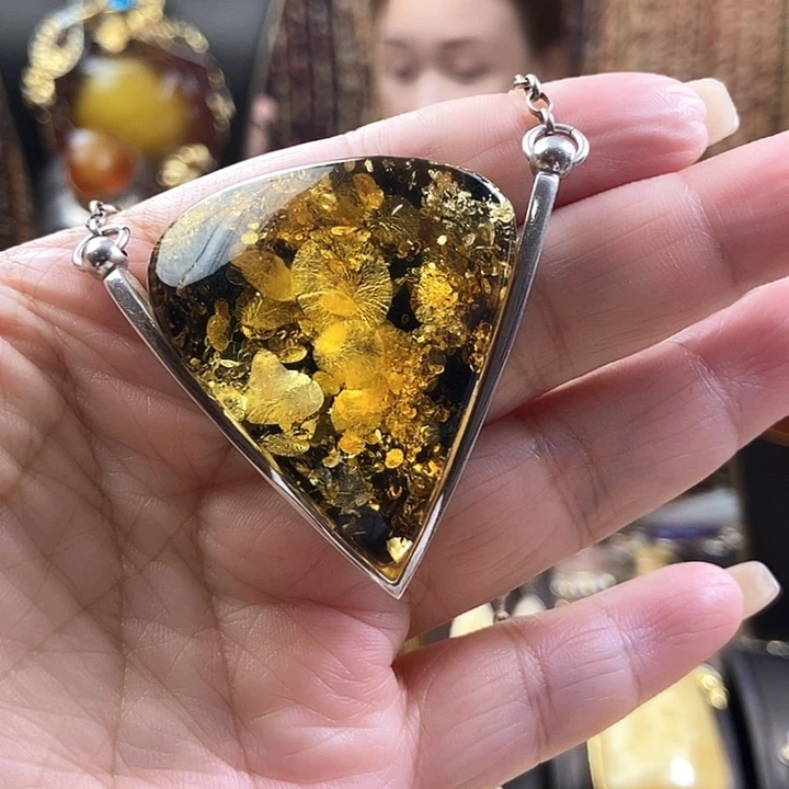 琥珀银S925镶嵌颈饰吊坠