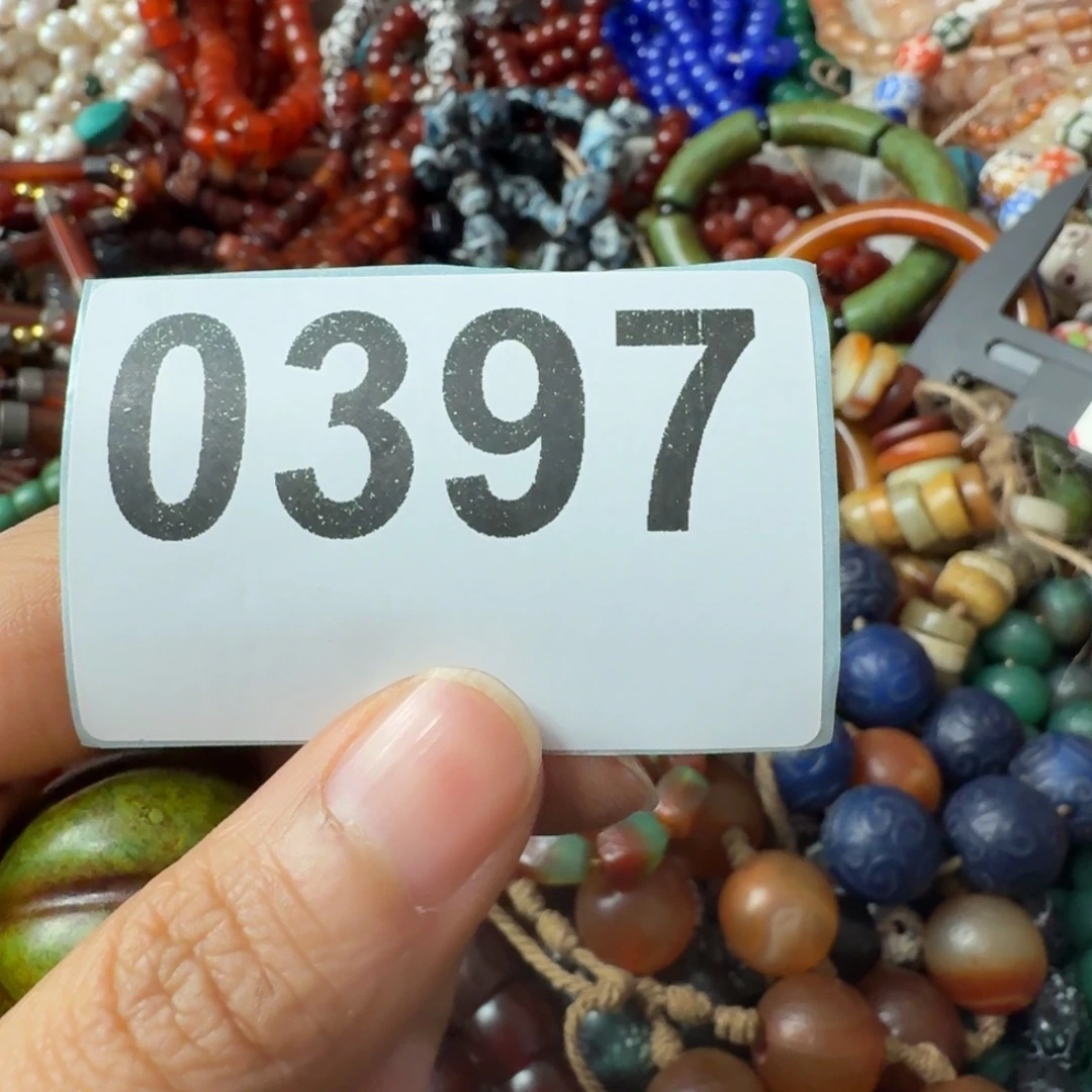 用***6玛瑙/玉髓未镶嵌颈饰