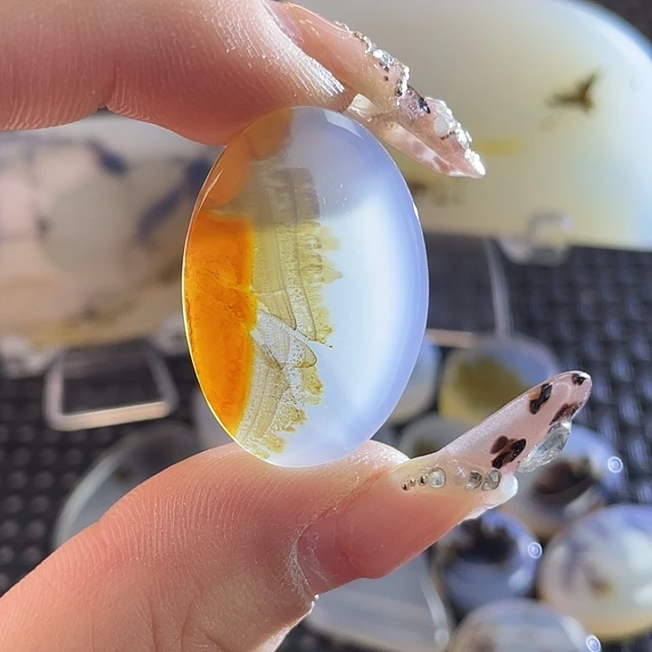 用***9玛瑙/玉髓未镶嵌颈饰