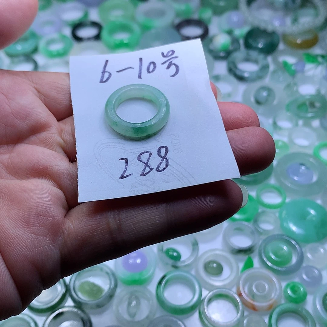 未镶嵌定制翡翠翡翠