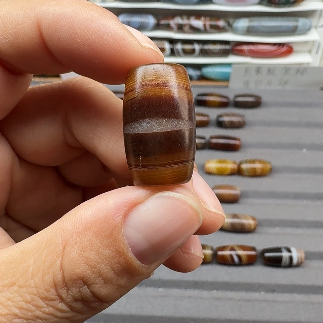 李***天玛瑙/玉髓合金珠宝半成品