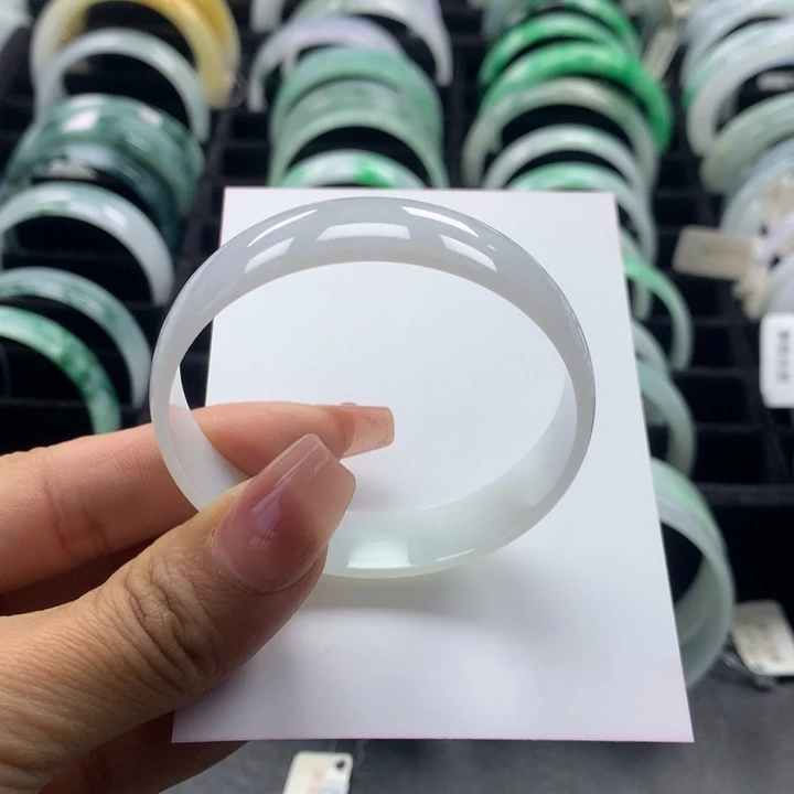 翡翠手镯未镶嵌公主52-53