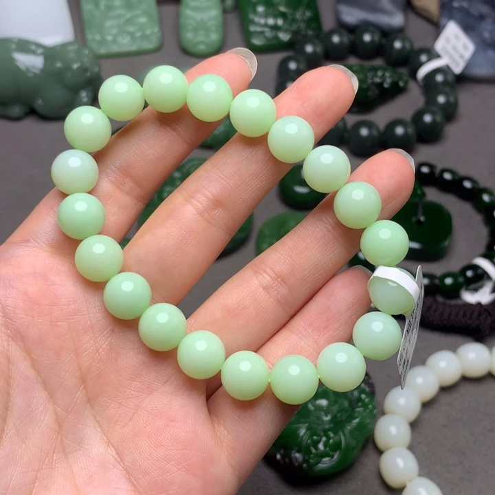 卫***啥和田玉未镶嵌颈饰手串