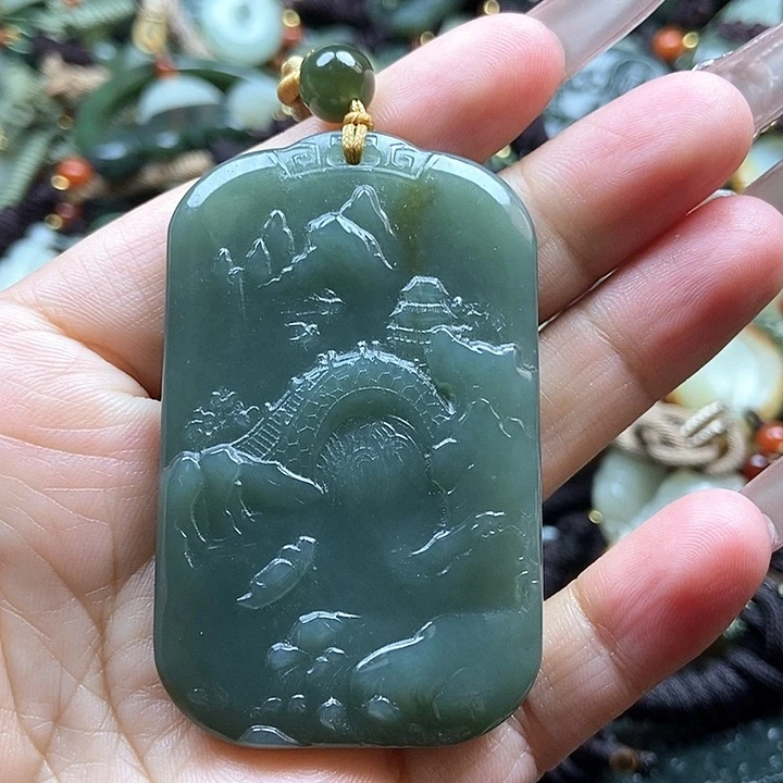 和田玉颈饰未镶嵌