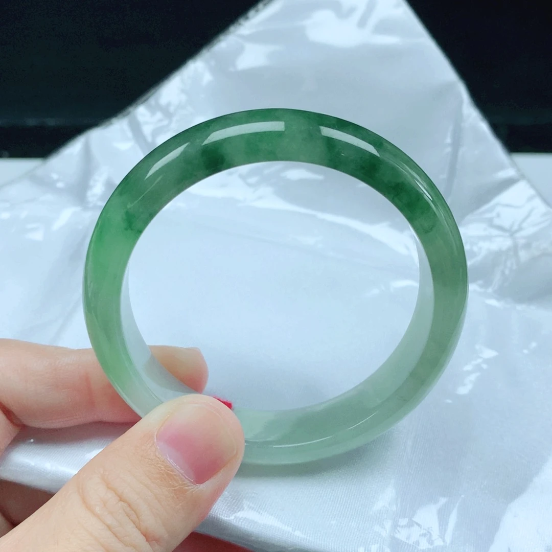 未镶嵌手镯翡翠52