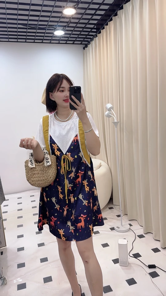 度假风休闲减龄印花显瘦连衣裙夏季洋气蕾丝拼接假两件遮肉裙