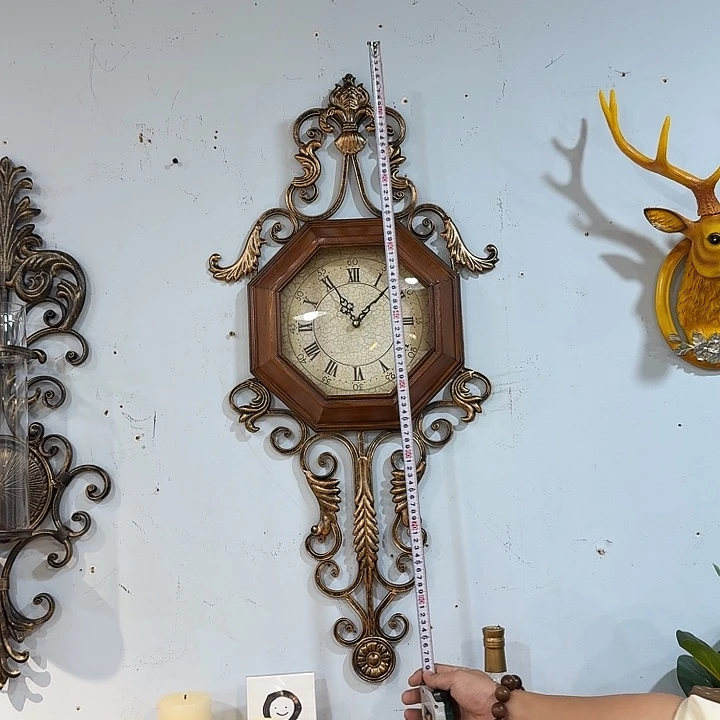 有机玻璃铁木时钟