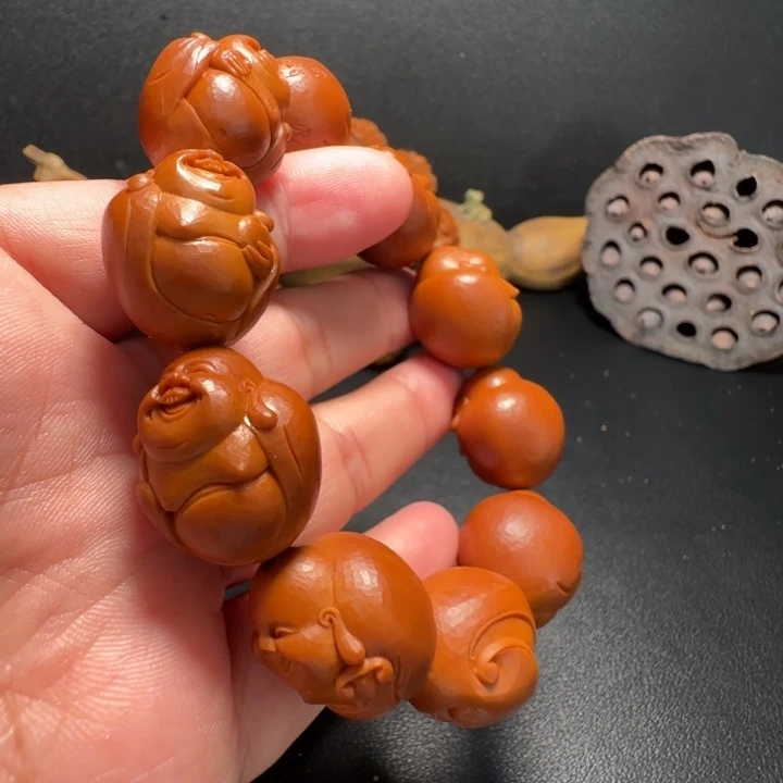 手串橄榄核光背弥勒