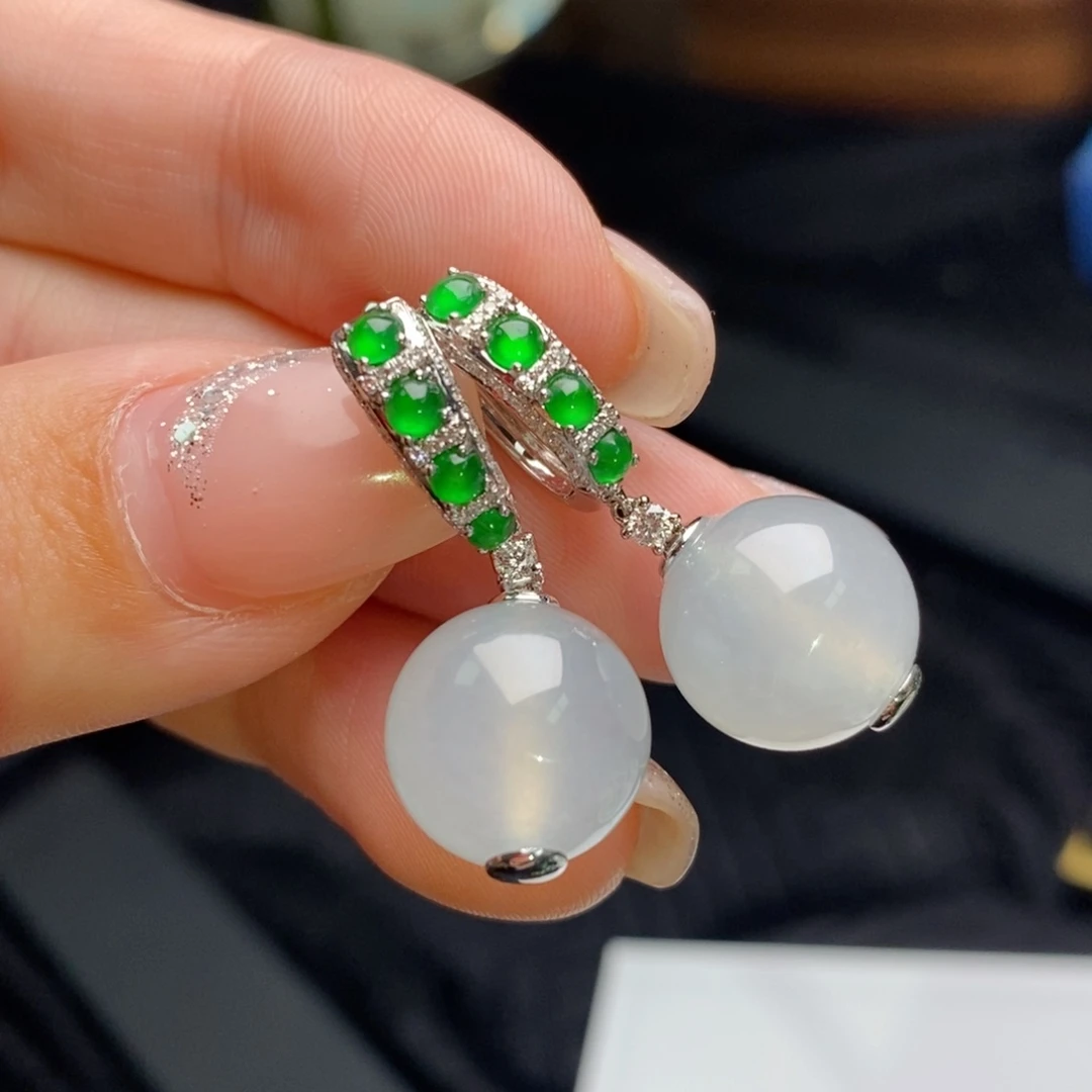 18K金镶嵌翡翠耳饰冰珠珠（卡12.5mm）