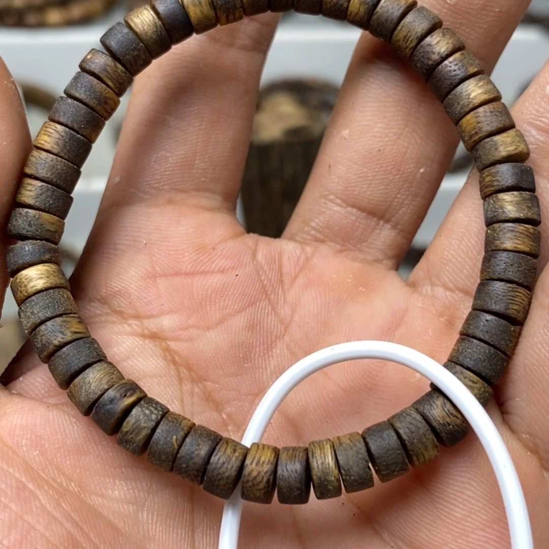 ꧁***꧂沉香沉香碎屑片片珠