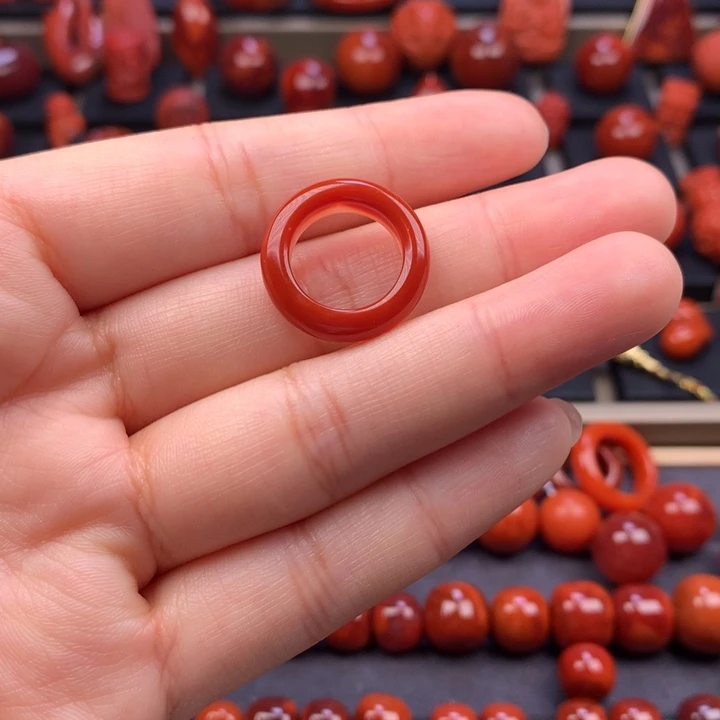 南红玛瑙未镶嵌跑环内径13MM