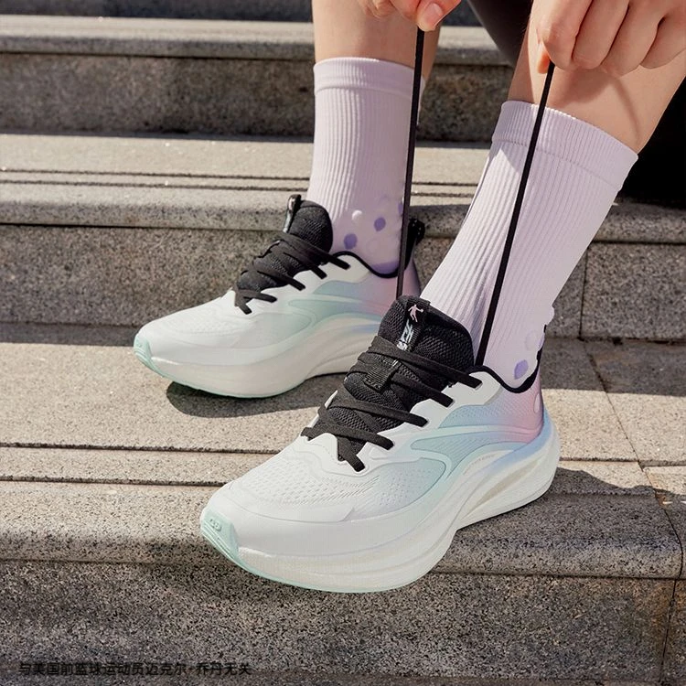 无境7.0乔丹跑步鞋女2025夏季巭缓震防滑轻便运动鞋QDB022251210