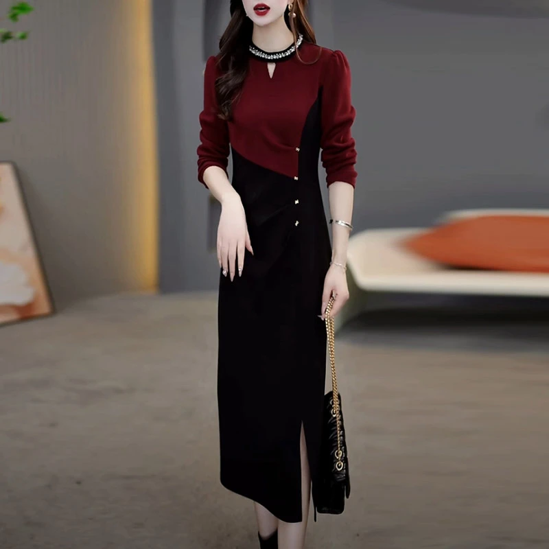 雪尼尔轻奢高端女装打底裙2025春季新款修身显瘦拼接开叉连衣裙子