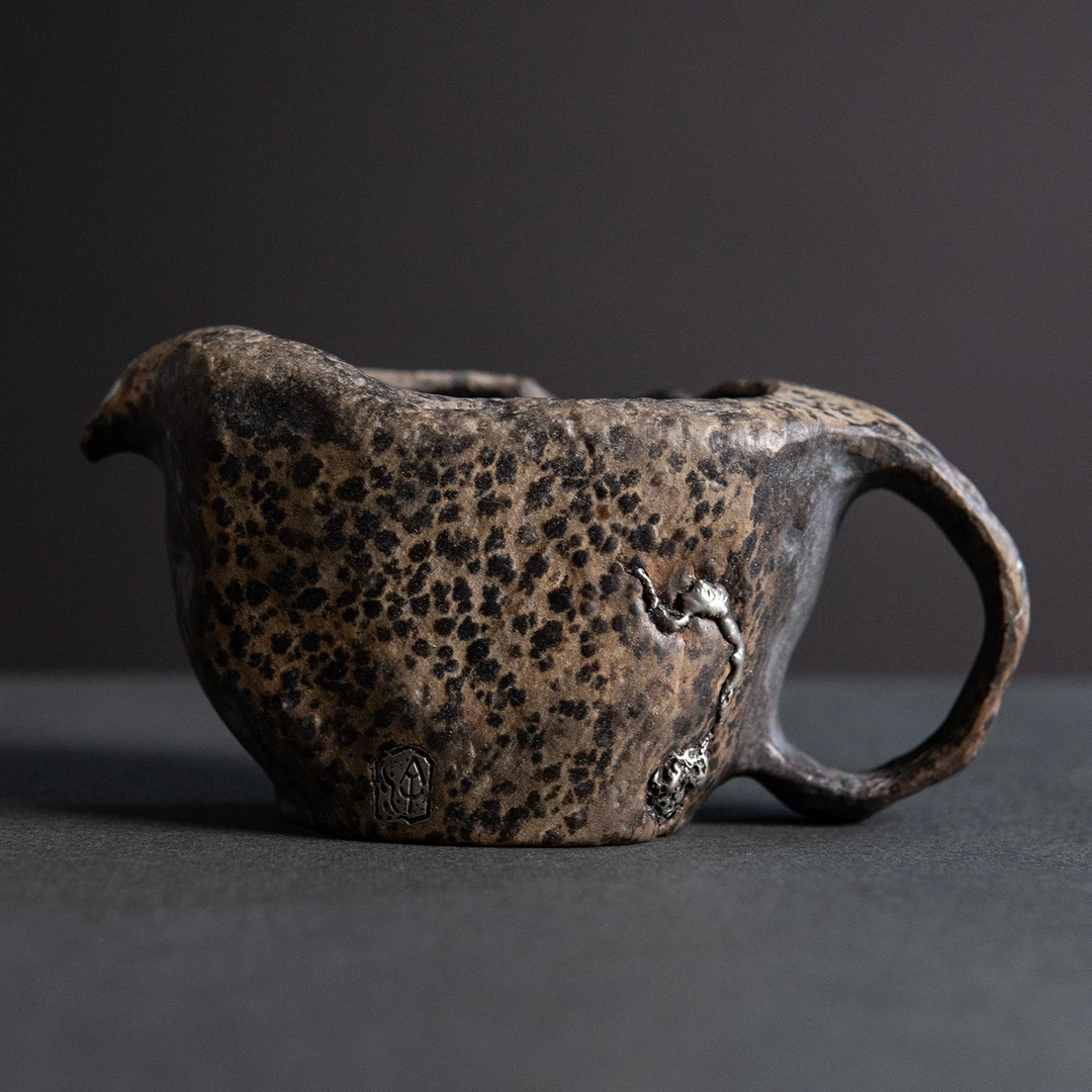 【孤品-公道杯】手作银锡嵌石现代侘寂风极简质朴石茶器原皮公道杯