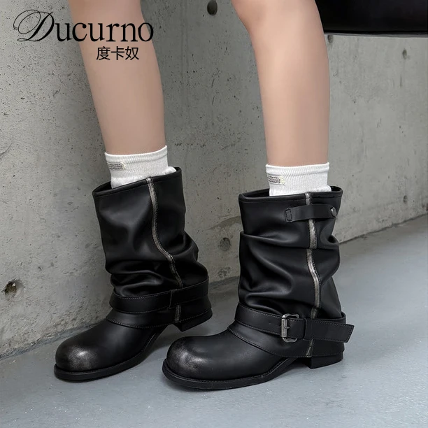 DUCURNO甜酷辣妹马丁靴女2025新款粗跟褶皱堆堆短靴皮带扣裤管靴