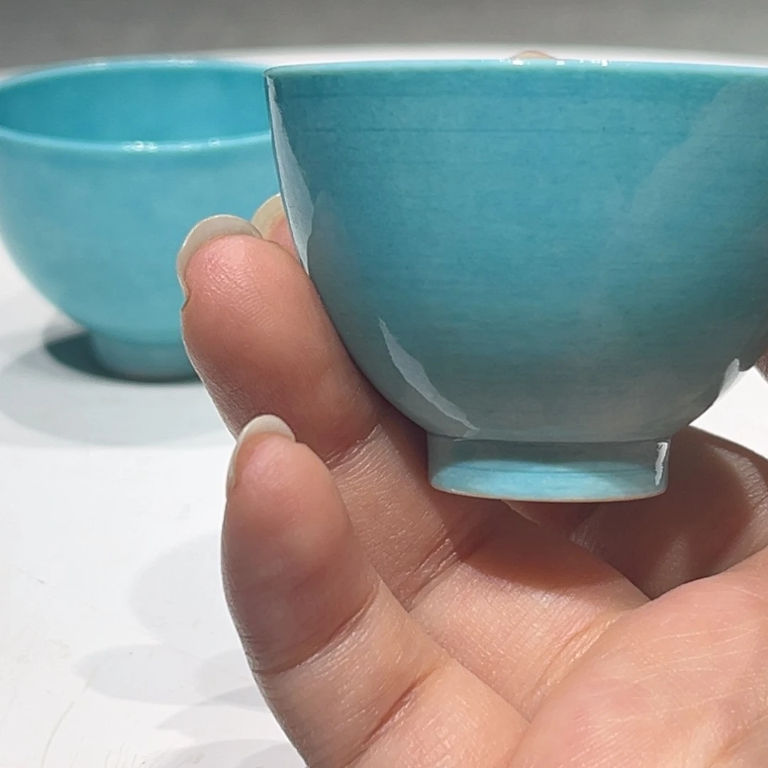 a***a瓶孔雀蓝釉酒杯一对