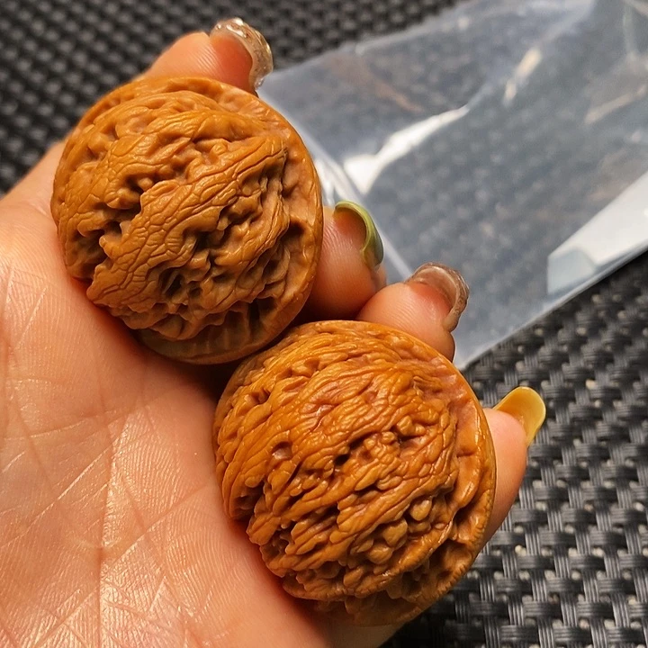 文玩核桃把件秦岭核桃