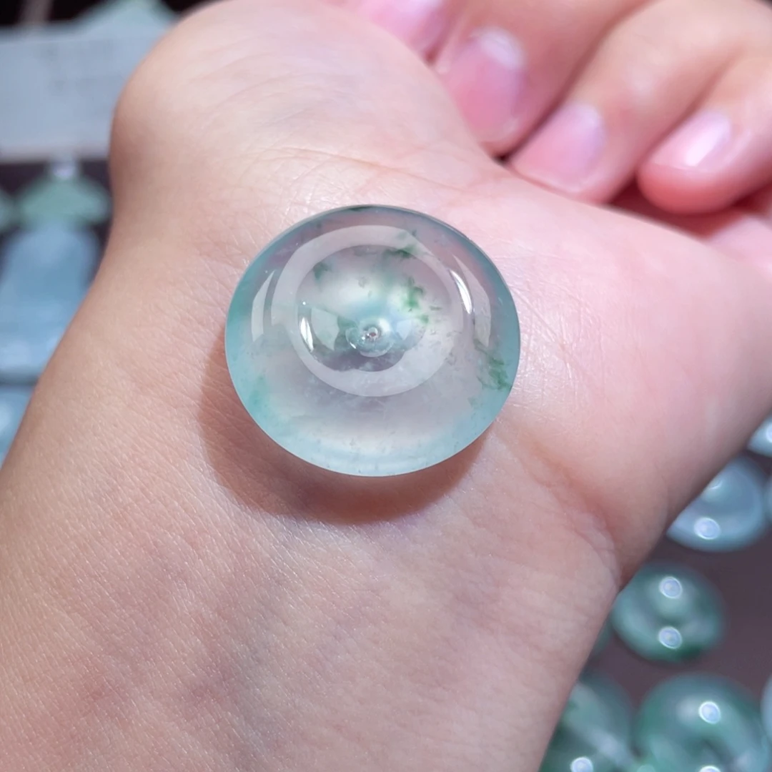 颈饰未镶嵌翡翠扣子