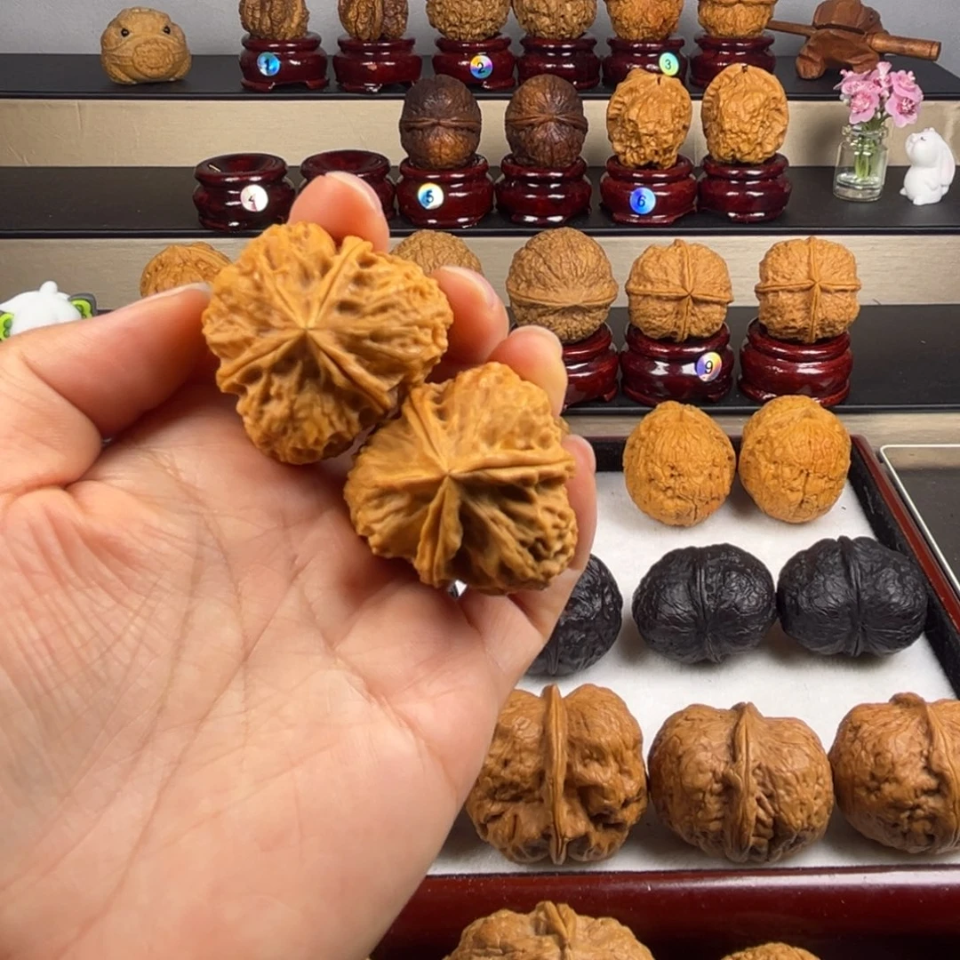 专***制文玩核桃吊坠三棱W5678