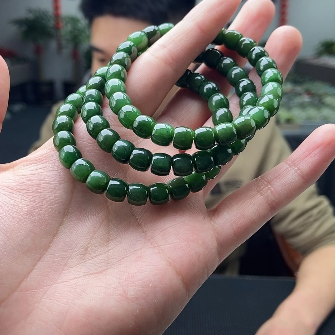 和田玉颜色多样性发拍一发一未镶嵌