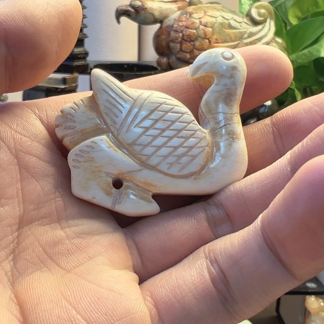 和田玉（糖玉）未镶嵌挂件