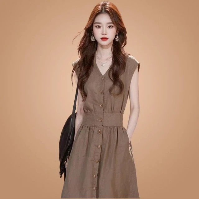 漂亮独特别致无袖时尚连衣裙女V领显瘦2025年新款夏季钓系约会裙