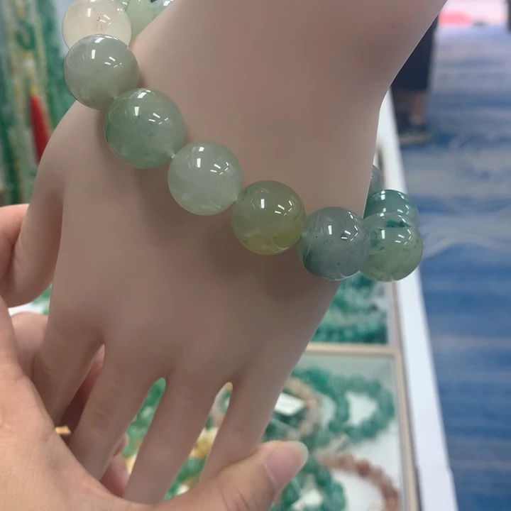 石英岩玉未镶嵌手链