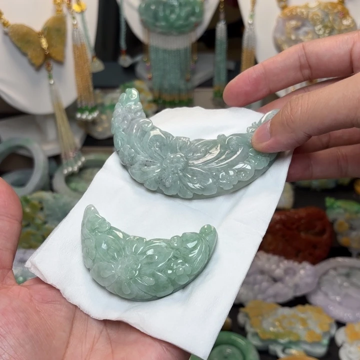 翡翠未镶嵌颈饰吊坠